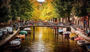 مزایای اخذ اقامت هلند چیست